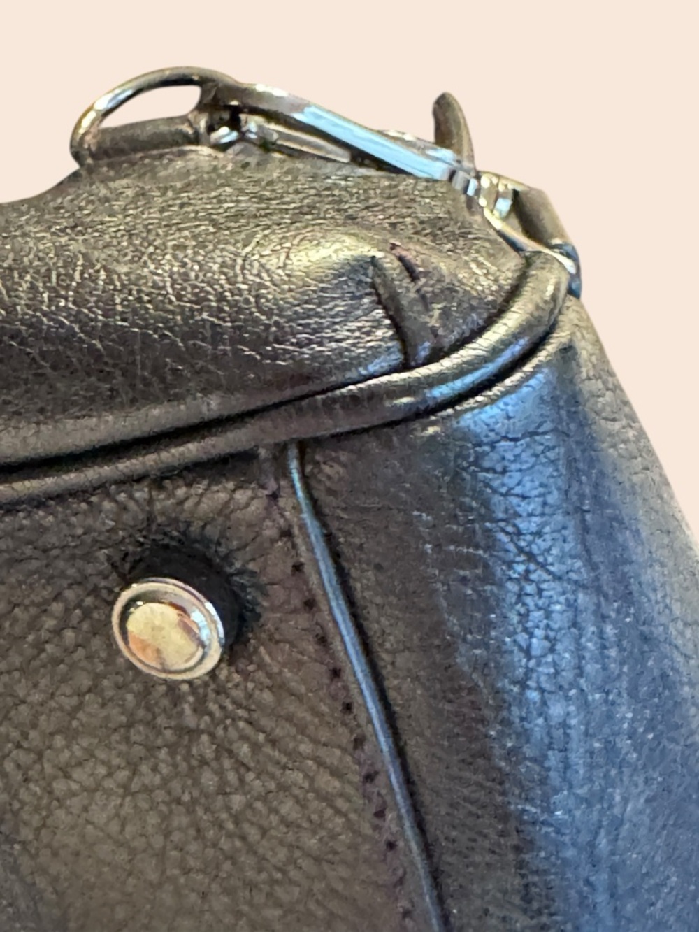 Cartier Black Leather Bag Embossed Logo - Picture 10 of 16